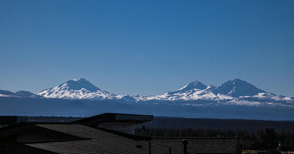 3639 Sw 43rd Street, Redmond