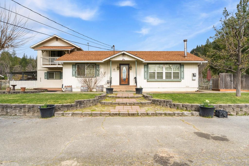 7511 Hugo Road, Grants Pass