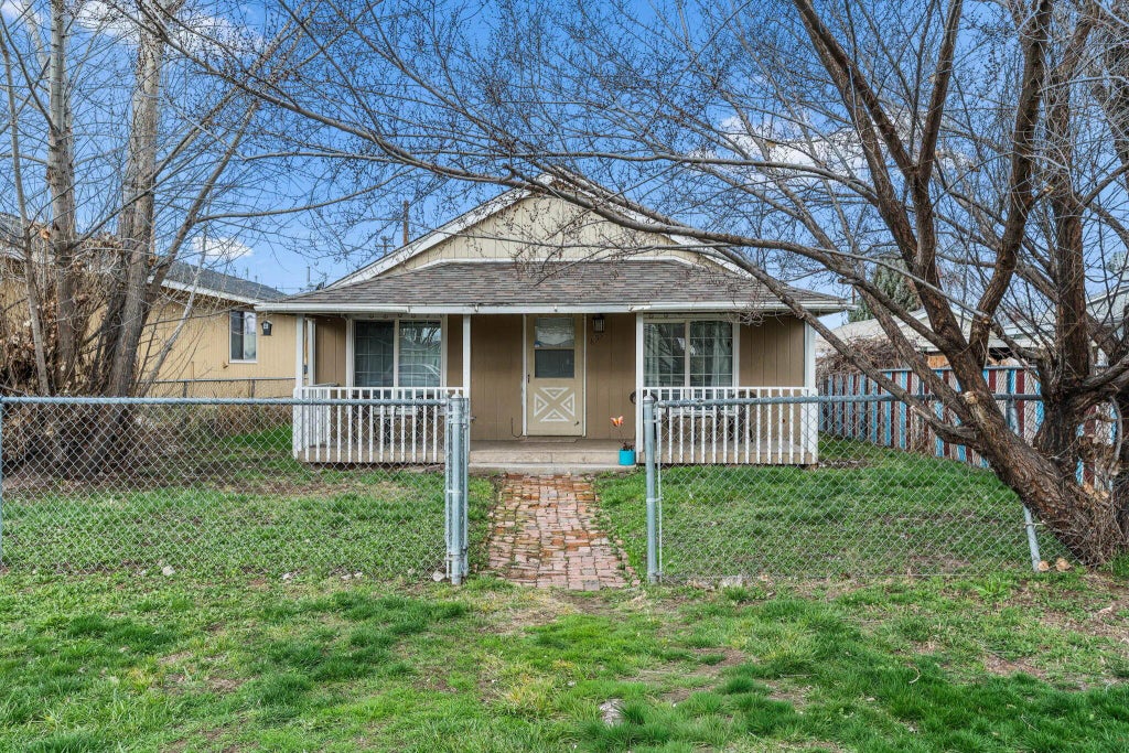 859 Nw Ewen Street, Prineville