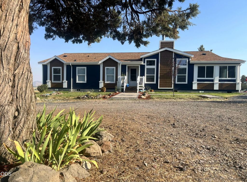6710 Jake Road, Klamath Falls