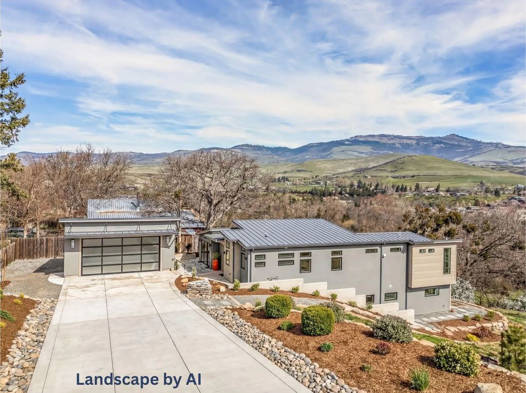 852 Oak Street, Ashland