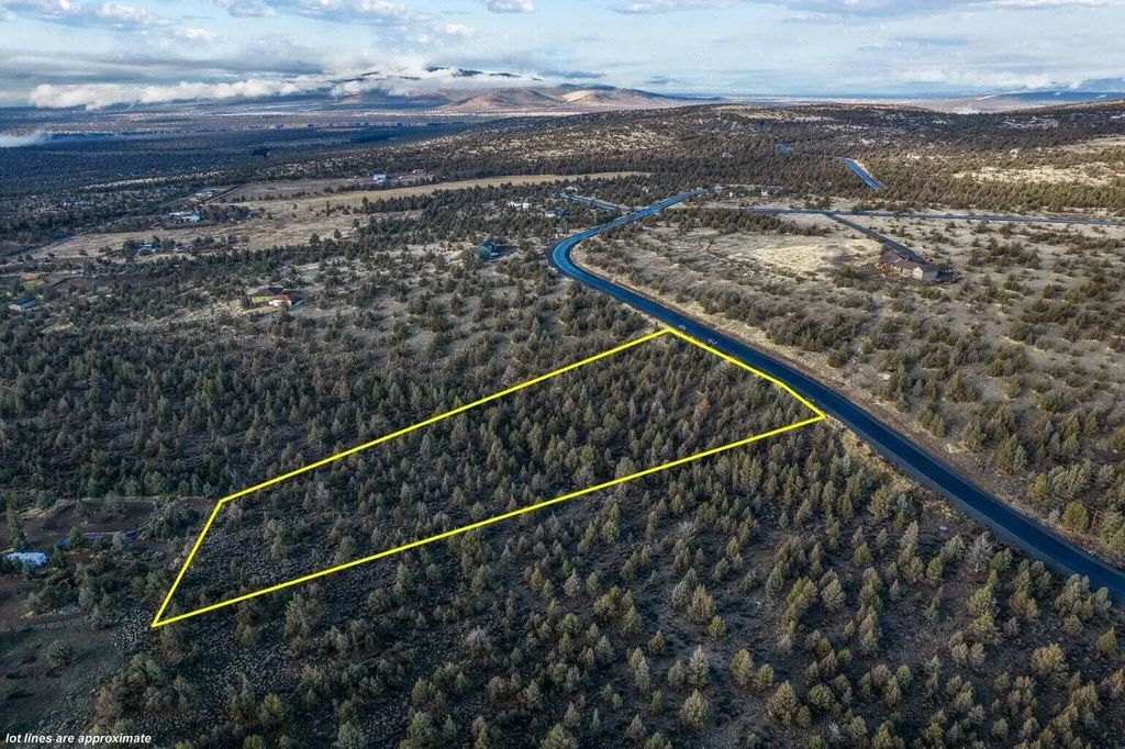 2298 Se Texas Circle 49, Prineville