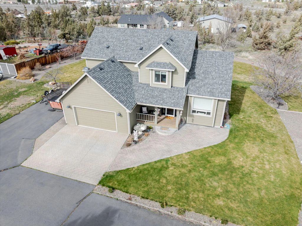 106 Se Cody Lane, Madras