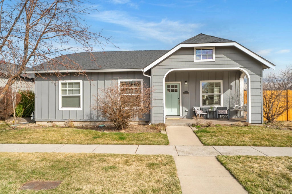 20688 White Dove Lane, Bend