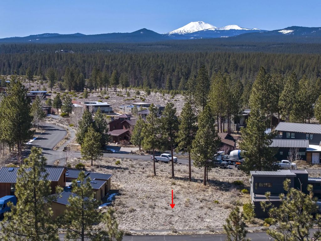 62765 Nw Sand Lily Way, Bend