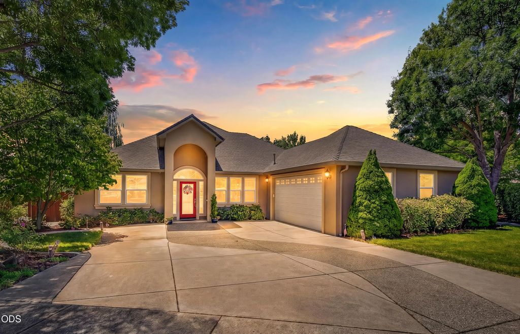 374 Leandra Lane, Eagle Point