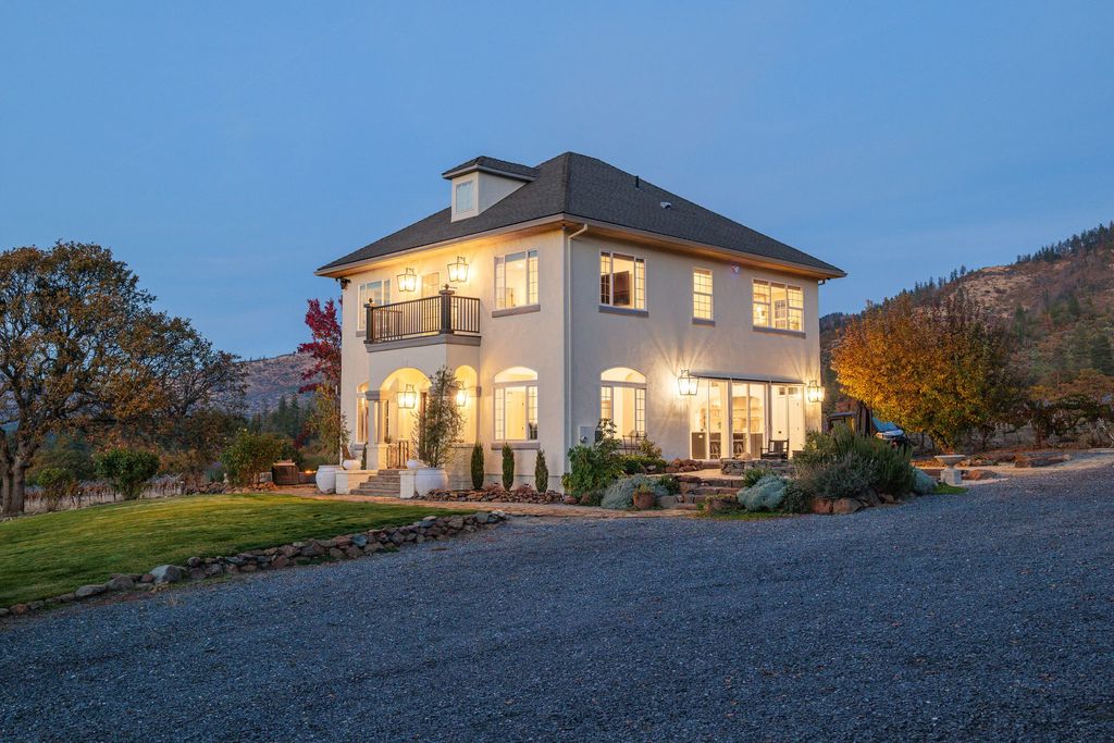 7499 Highway 238, Jacksonville