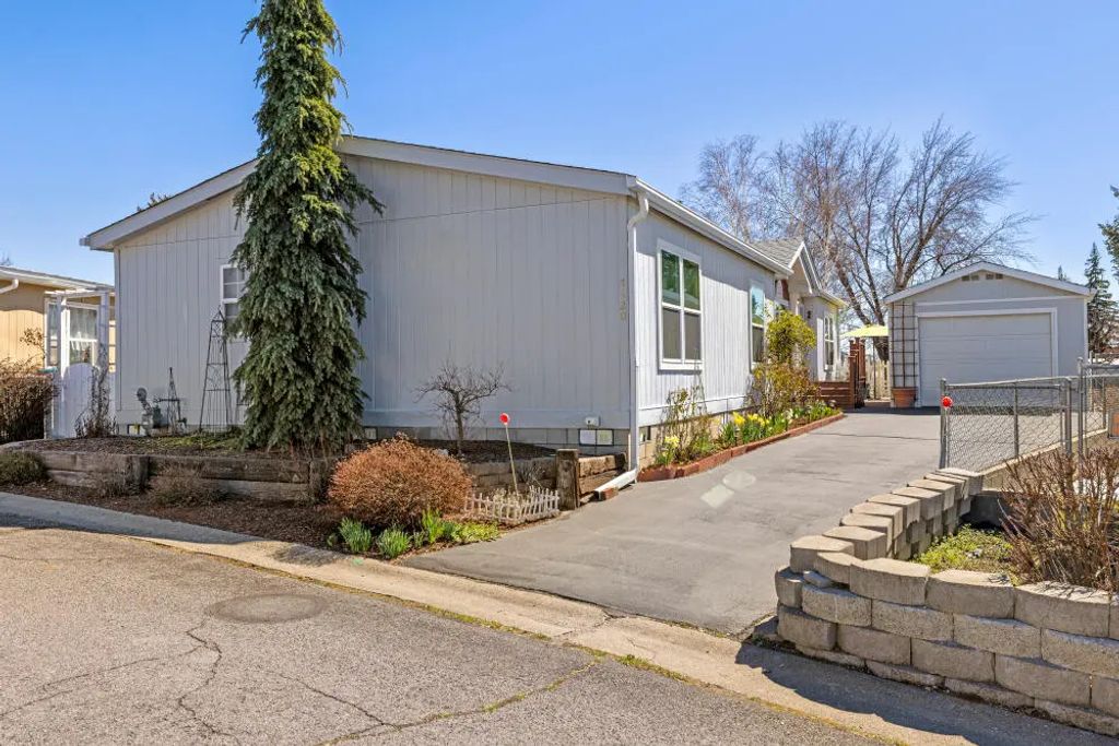 7120 Turner Court, Klamath Falls
