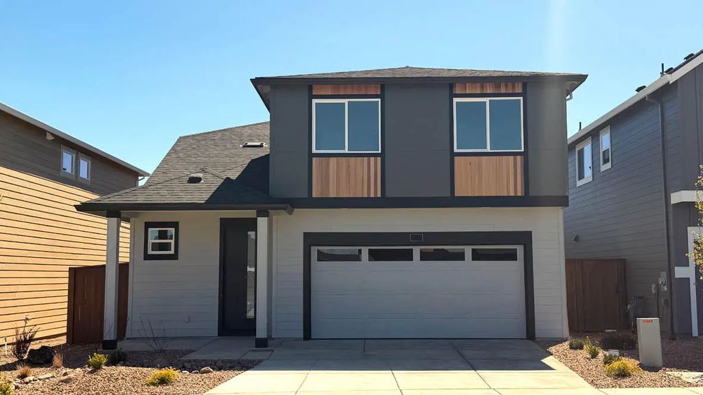 21552 Se Etna Place, Bend