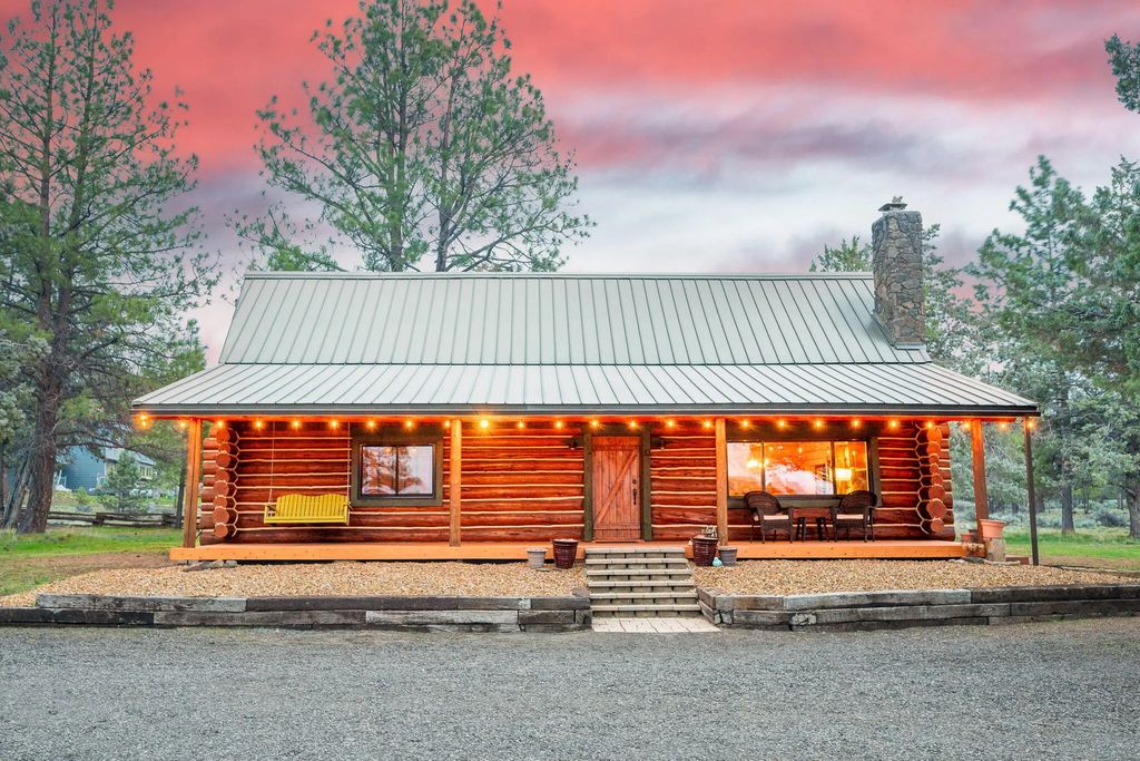 16011 Old Juniper Road, Sisters