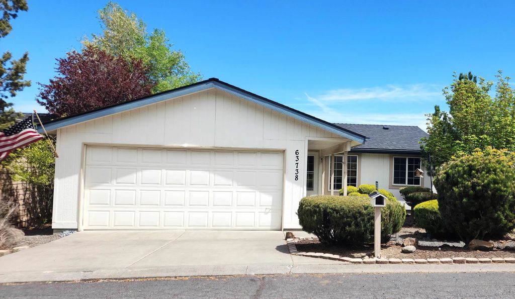 63738 Cascade Village Drive # 81, Bend