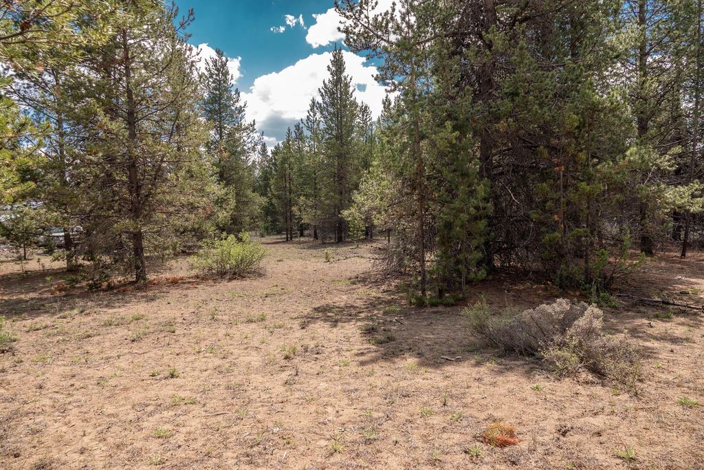 15961 Wright Avenue, La Pine
