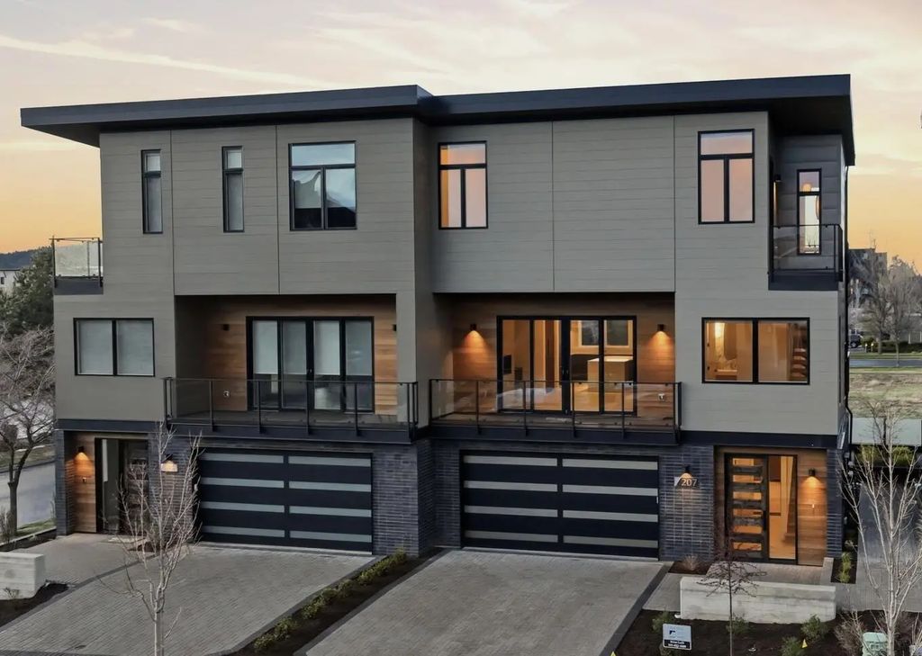 207 Sw Log Court, Bend
