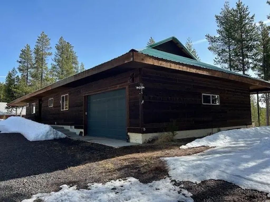 139957 Pine Creek Loop, Crescent Lake