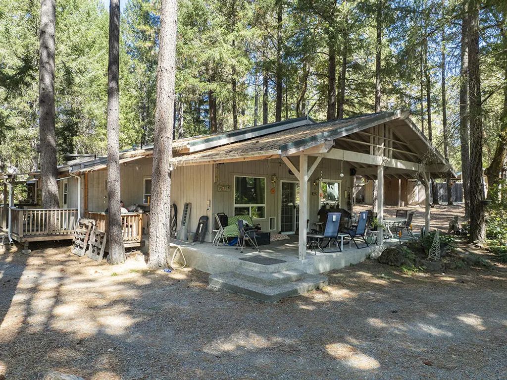 3504 Azalea Drive, Grants Pass