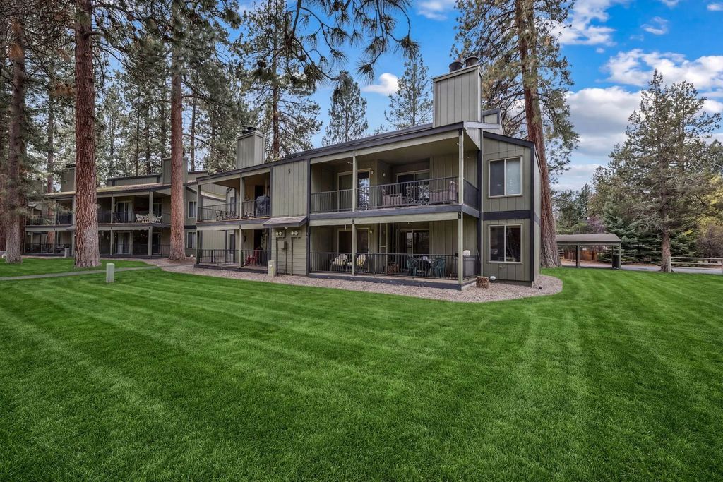 807 E Desperado Trail 101, Sisters