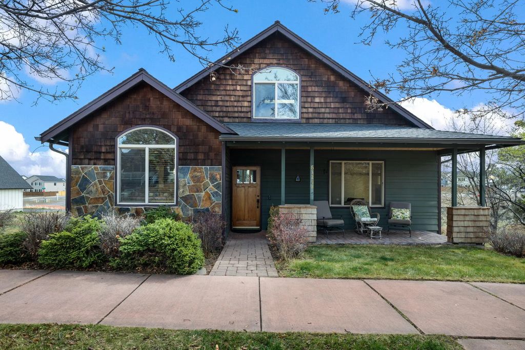 63222 Brad Street, Bend