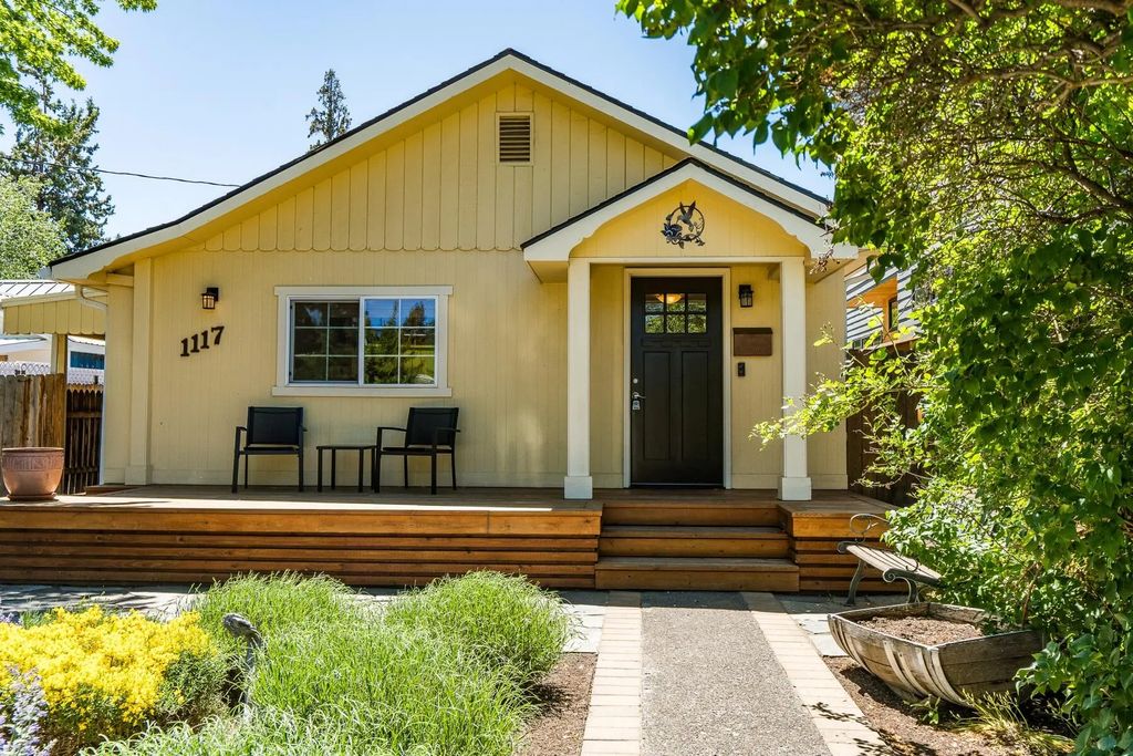 1117 Nw Milwaukee Avenue, Bend