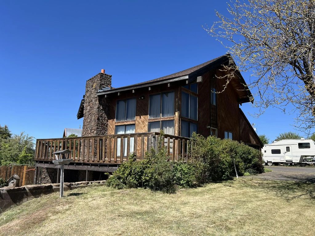34836 Dawn Loop, Chiloquin