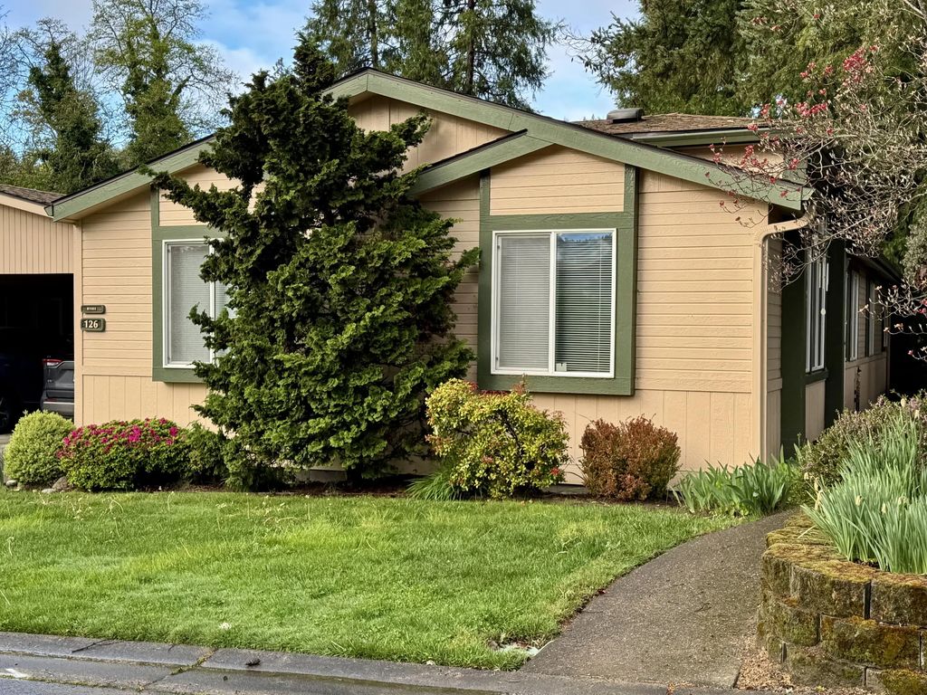 126 Nw Wrightwood Circle, Grants Pass