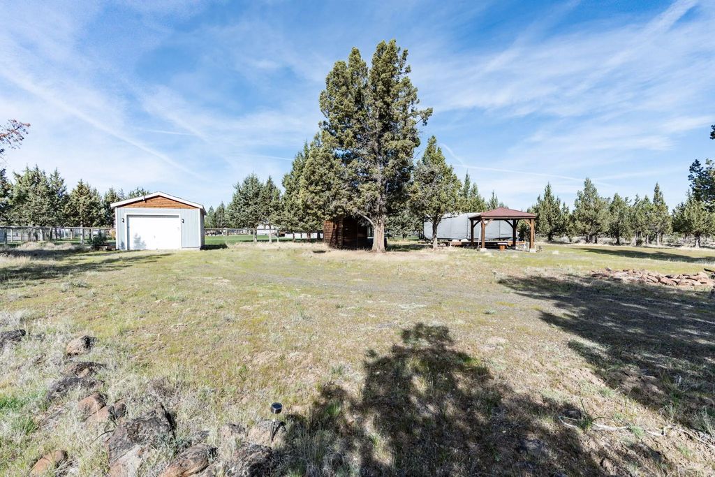 Sw Drake Drive Tl 208, Culver