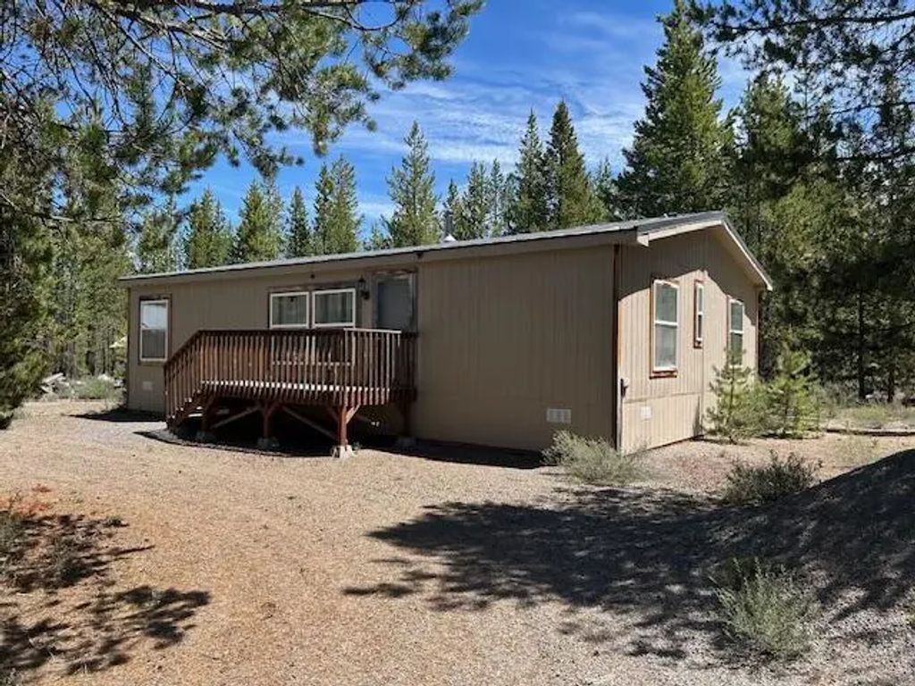 124249 Little Deschutes Drive, Crescent Lake