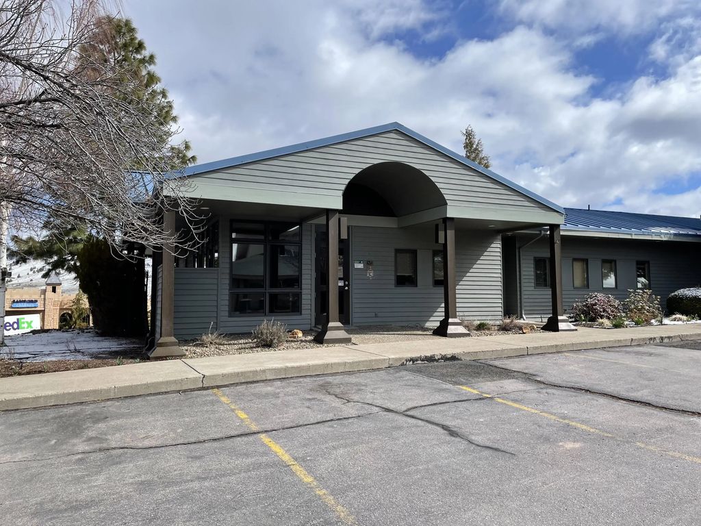 2628 Clover Street, Klamath Falls