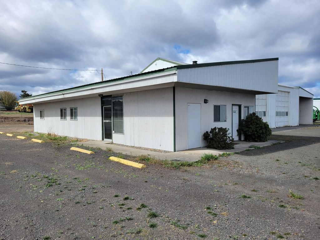 3390 Sw Hwy 97, Madras