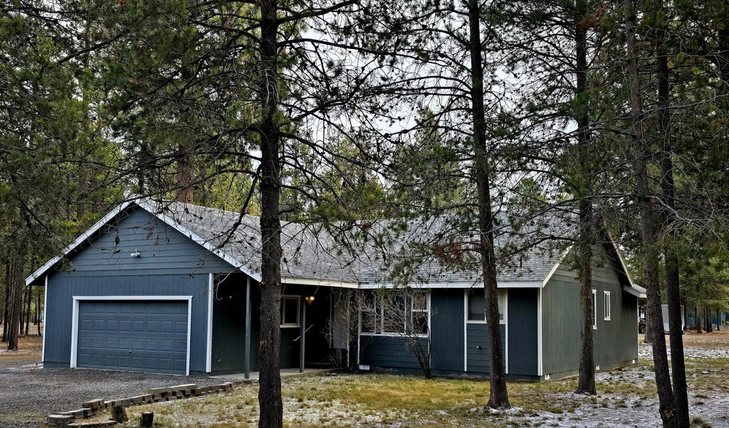 53156 Day Road, La Pine