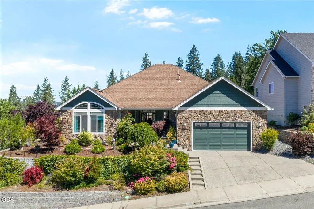 224 Landau Lane, Grants Pass