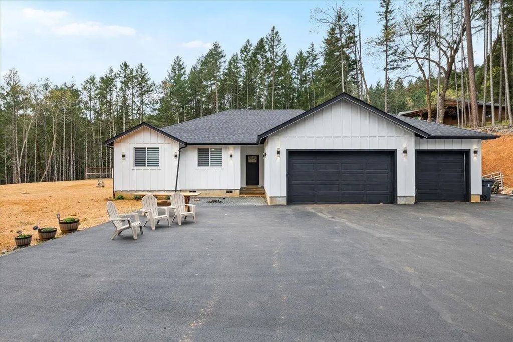 425 Bonnie Lane, Grants Pass