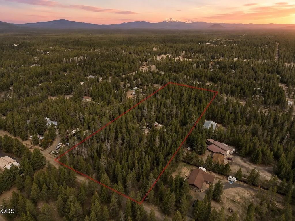 16040 Waddell Road, La Pine