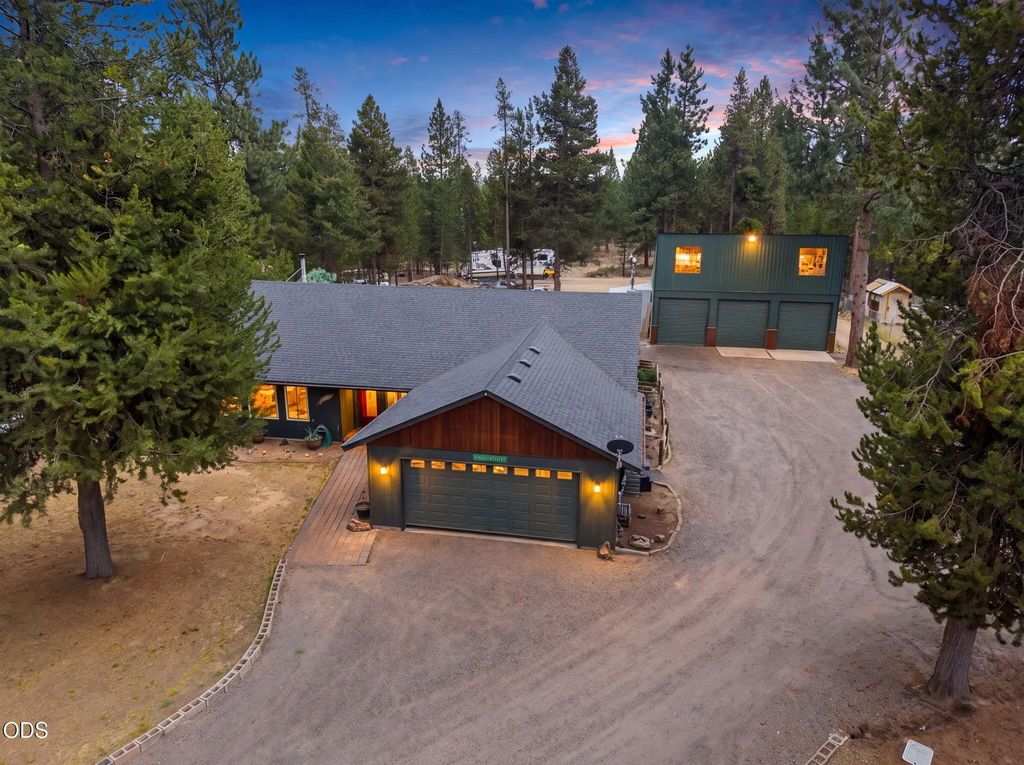 15495 Federal Road, La Pine