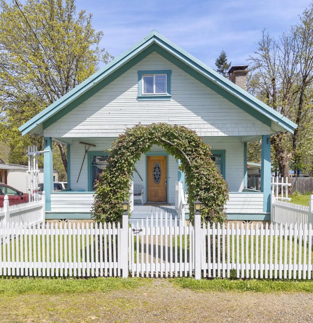 219 Gilbert Avenue, Glendale