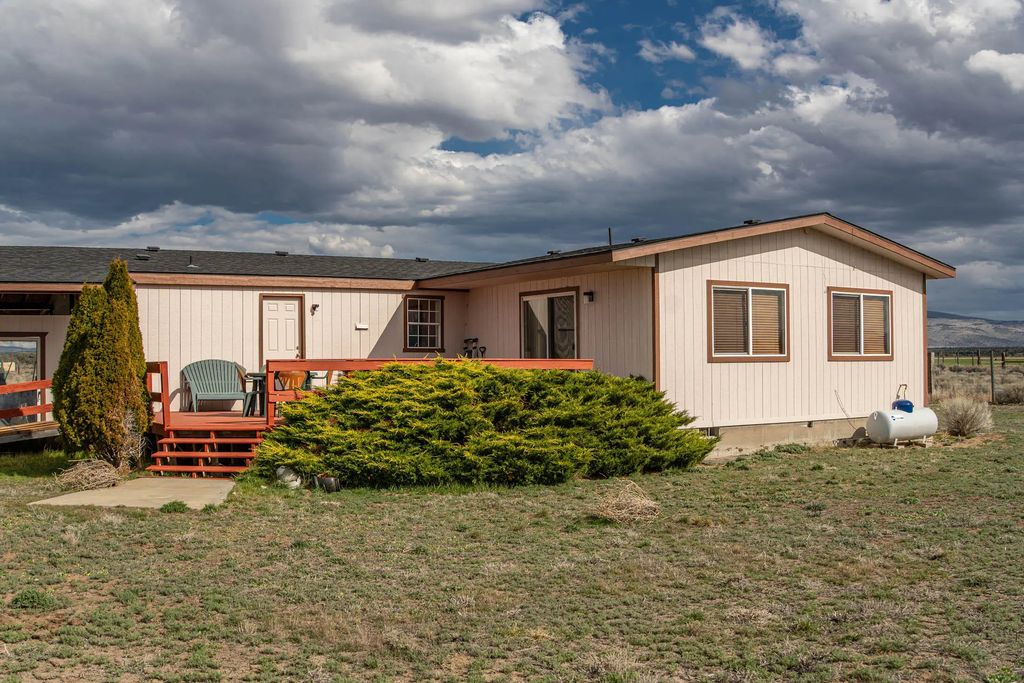25907 Sw Cooper Street, Bend