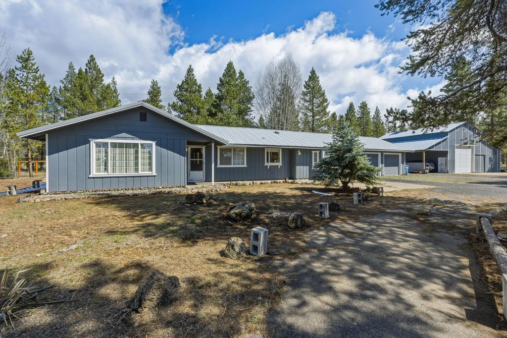 53130 Riverview Drive, La Pine