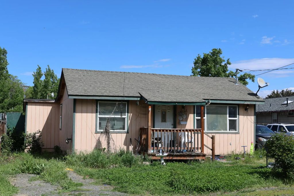 433 Berrydale Avenue, Medford