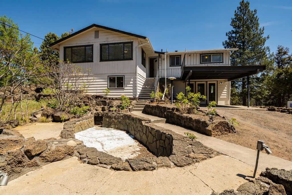 63710 O. B. Riley Road, Bend