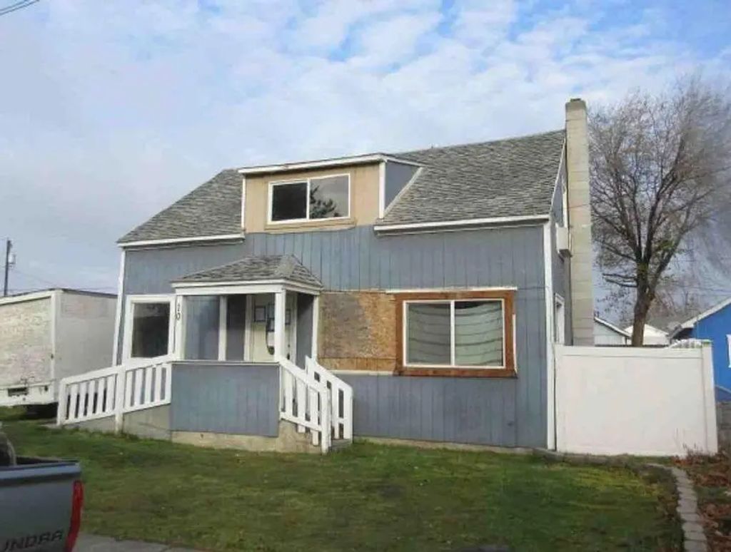 1036 W Hermiston Avenue, Hermiston