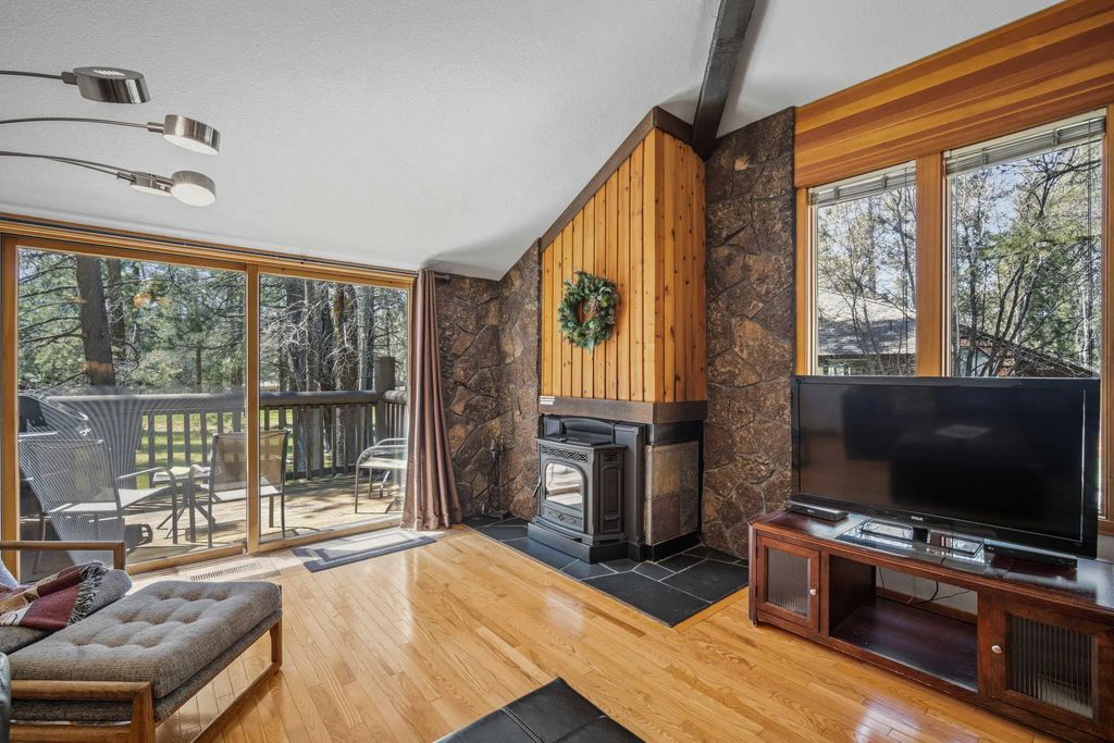 57267 Mashie Lane 62, Sunriver