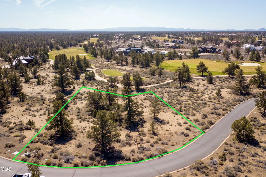 23153 Switchback Court Lot 90, Bend