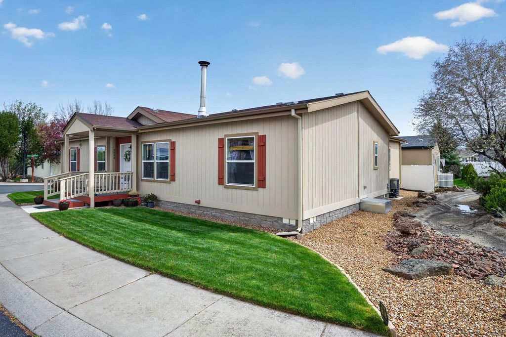 2640 Sw Evening Primrose Drive, Redmond