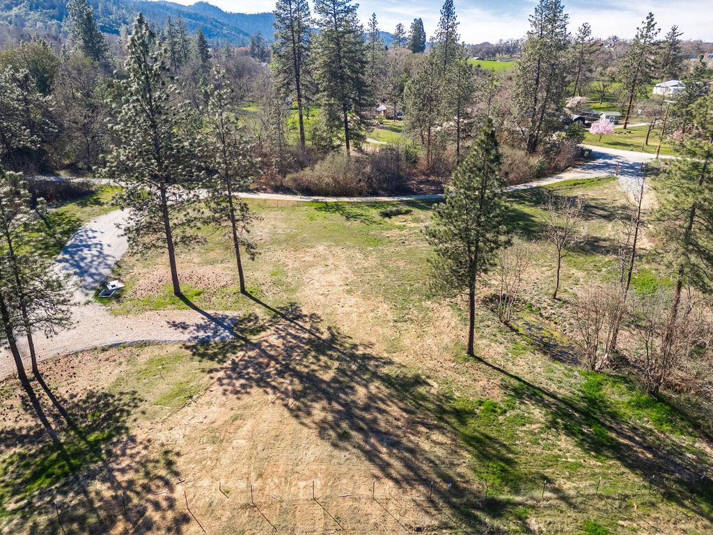 5025 Lane Creek Road, Central Point