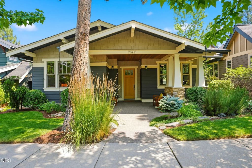 2322 Nw High Lakes Loop, Bend