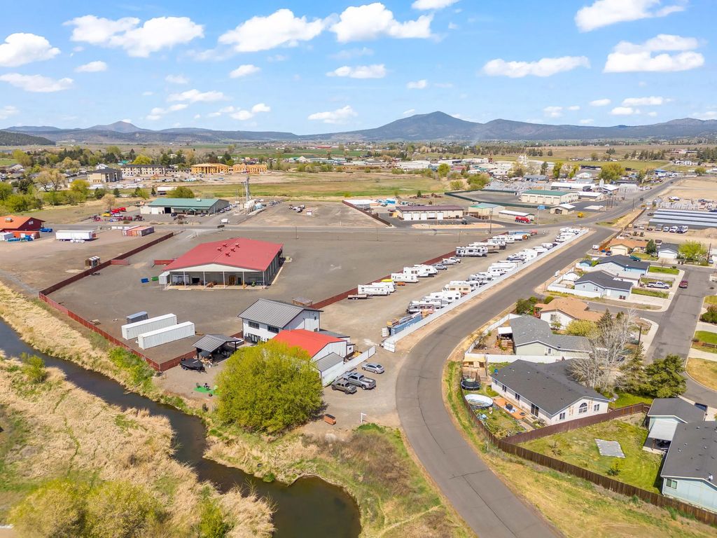 1584 N Gardner Road, Prineville