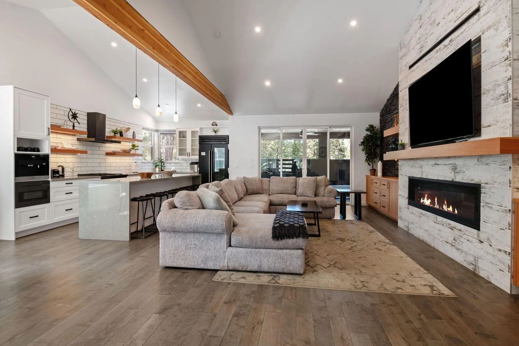 57752 Lassen Lane 9, Sunriver