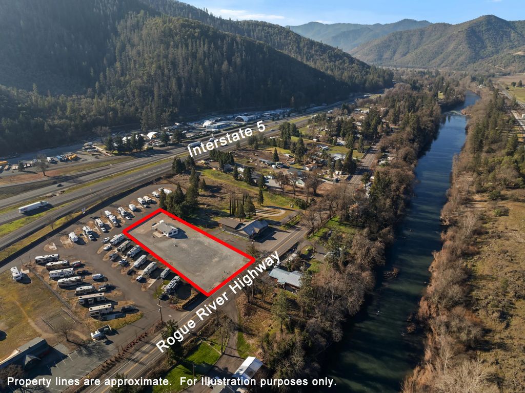 175 Rogue River Highway, Gold Hill