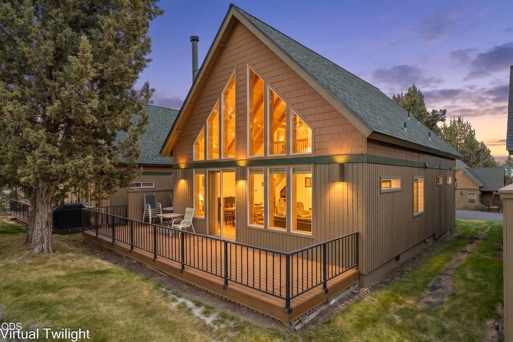 1643 Prairie Falcon Drive, Redmond