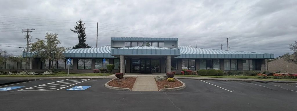 680 Biddle Road, Medford
