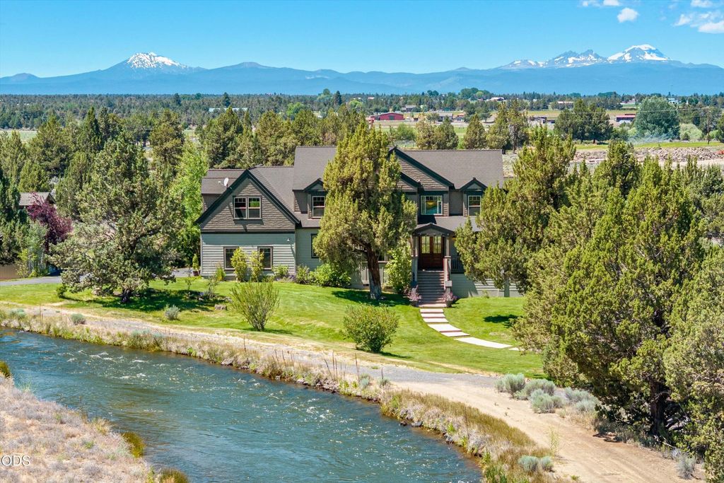 24442 Dodds Road, Bend